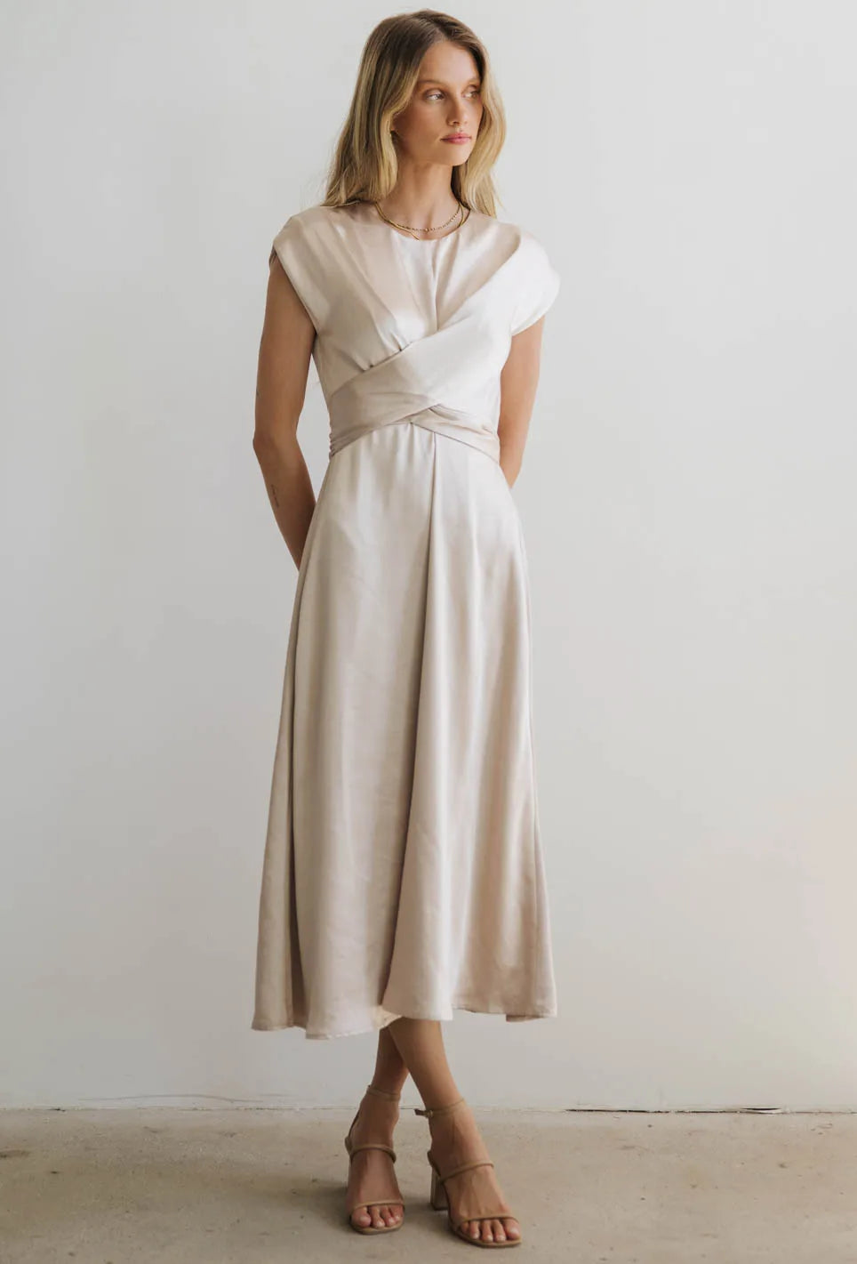 CLARINE | Vestido midi elegante