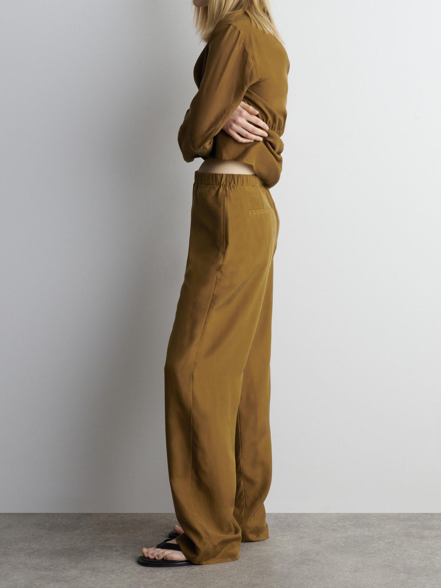 AURA | Conjunto de traje con solapa de chal