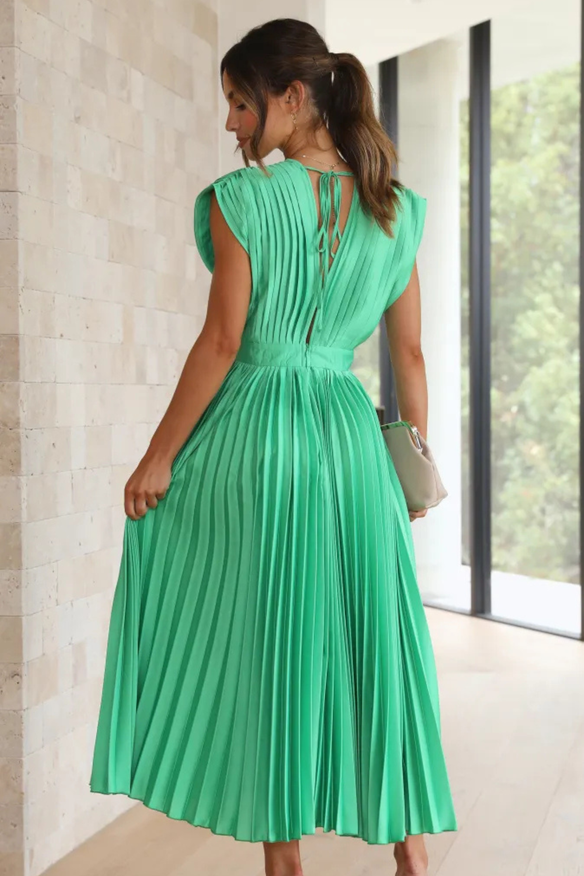 TIRSÁ | Vestido glamuroso.