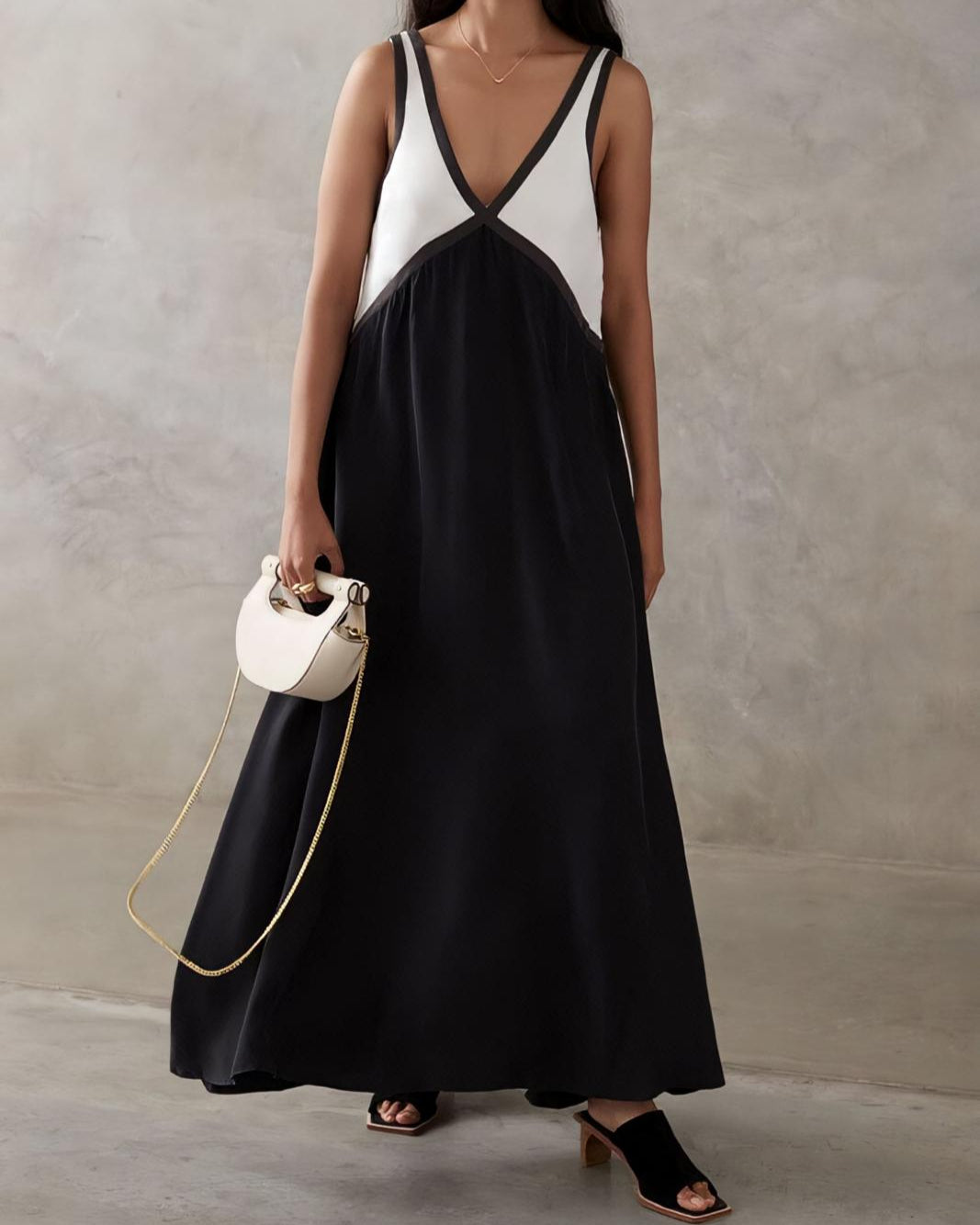 DONNA | Vestido largo con cuello V