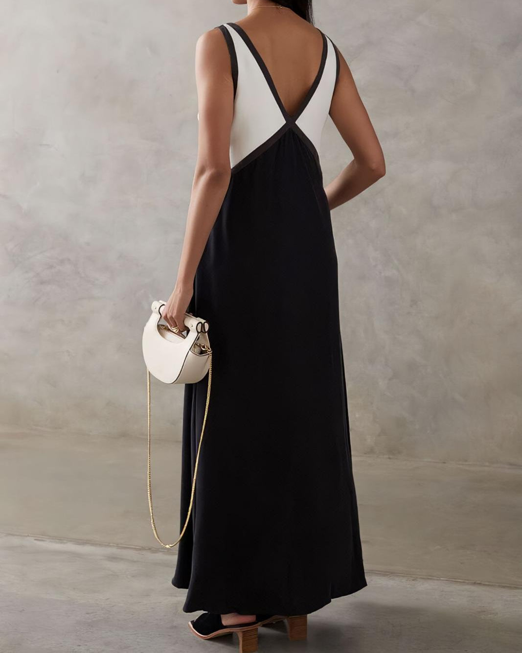 DONNA | Vestido largo con cuello V