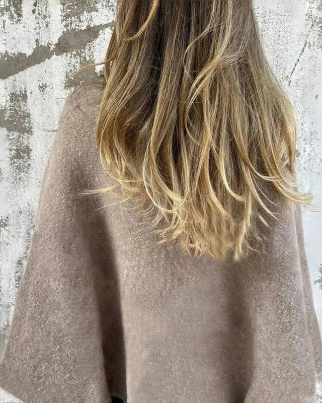 VELA | Chaqueta con mangas acampanadas