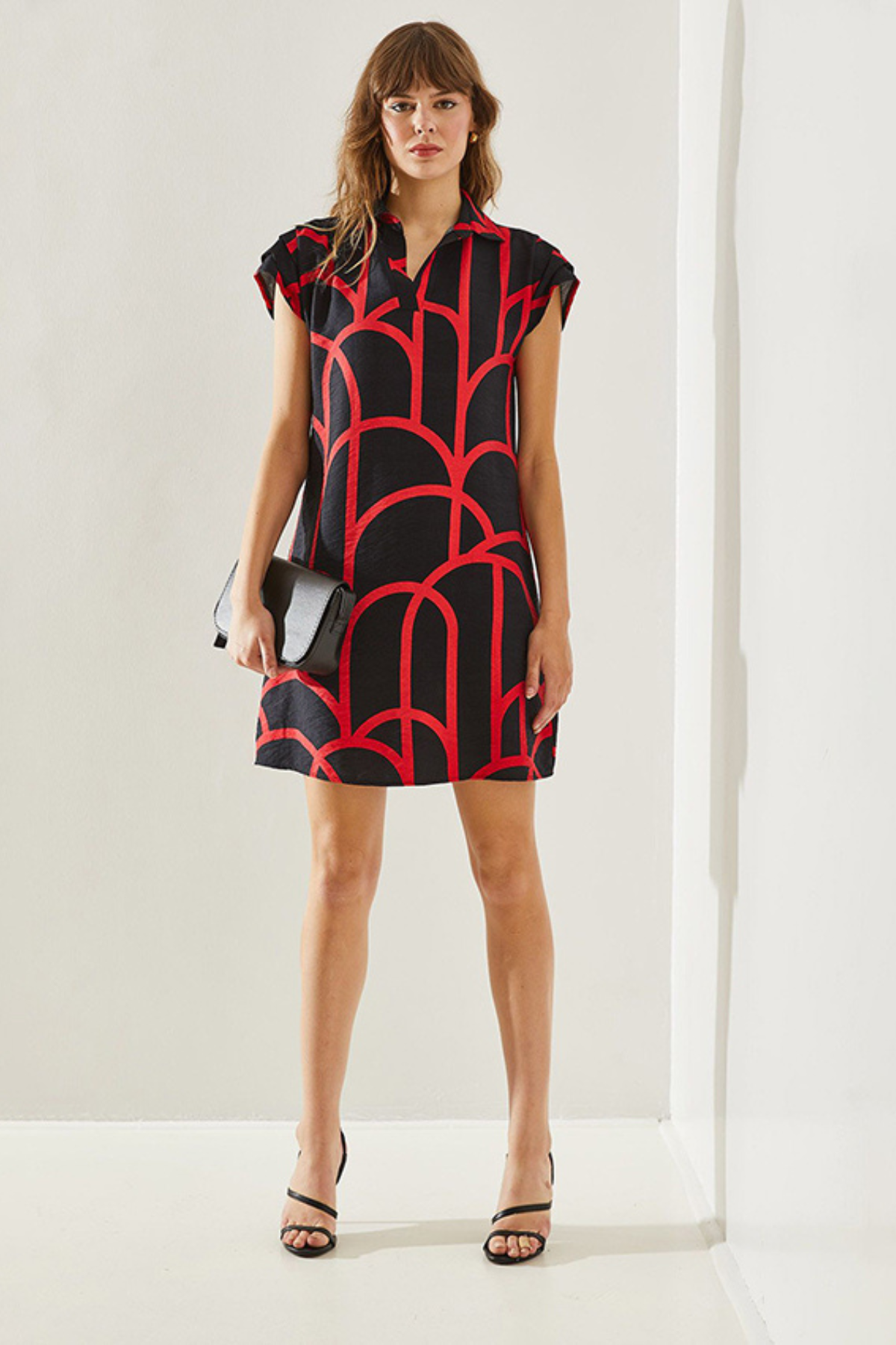 HELENA | Vestido sofisticado de manga corta