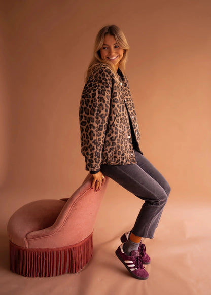 STELLA | Chaqueta estampada de leopardo