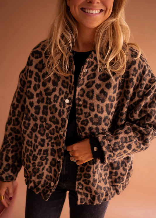 STELLA | Chaqueta estampada de leopardo